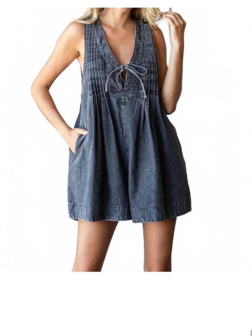 Veveret Pleated Sleeveless Front Tie Denim Romper